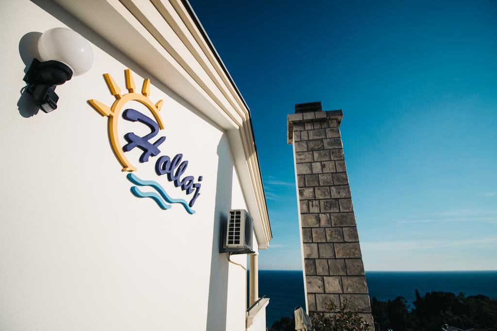 Apartments Hollaj Улцинь Екстер'єр фото