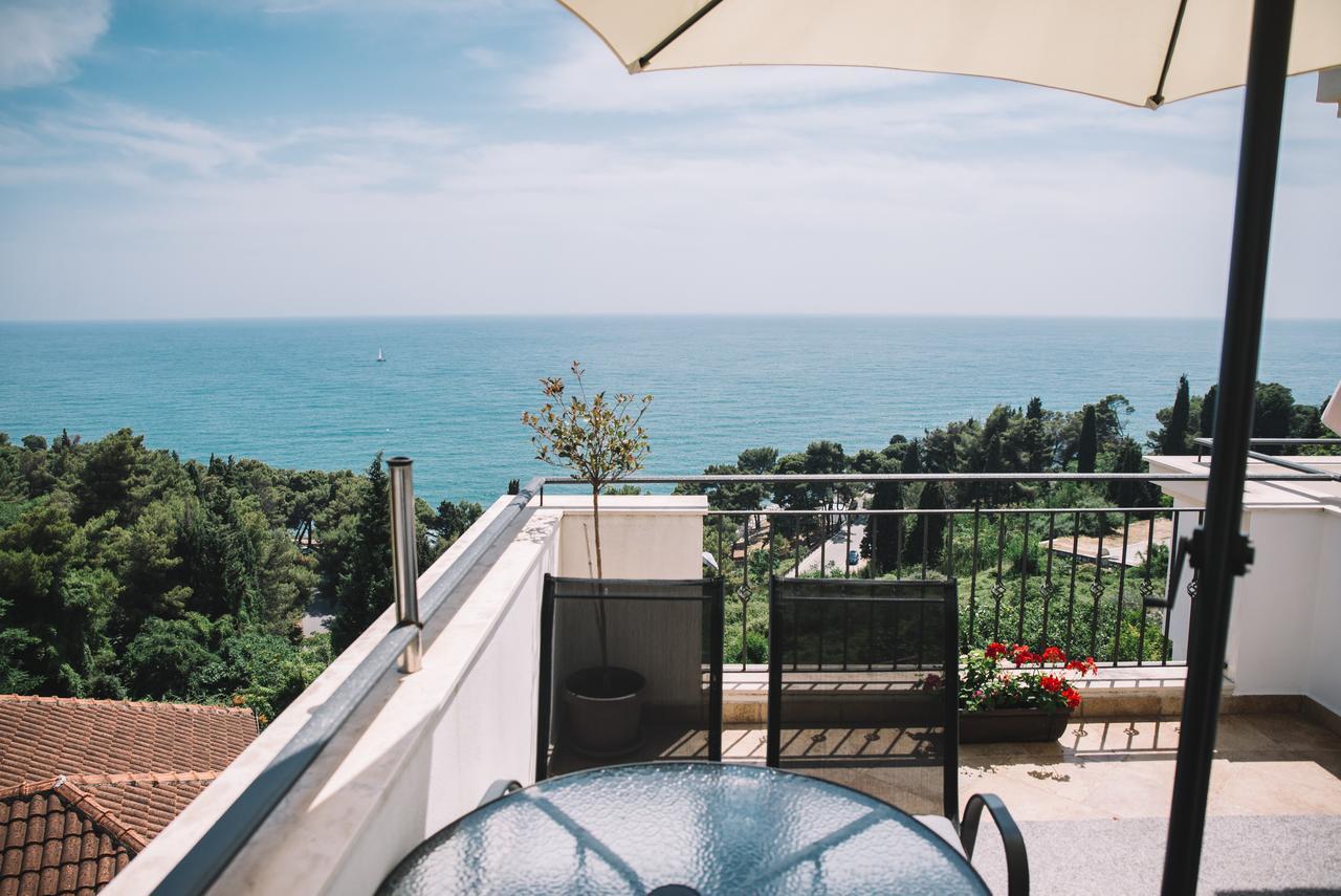 Apartments Hollaj Улцинь Екстер'єр фото